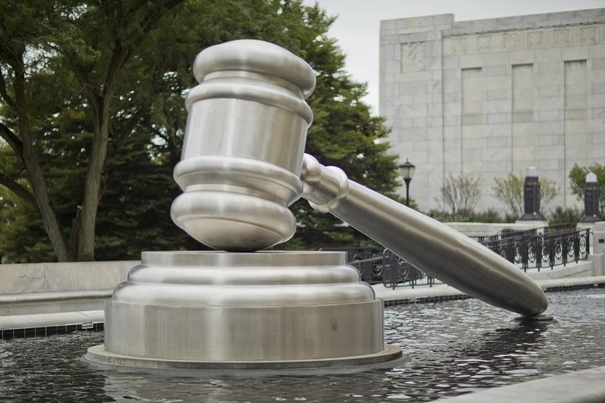 Giant statue of pounding gavel outside Columbus, Ohio courthouse